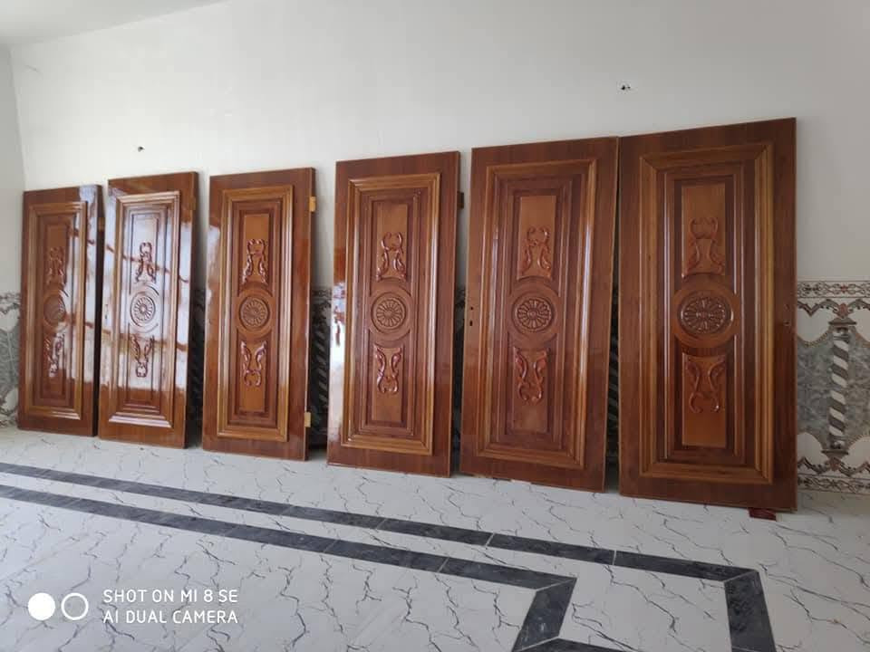 ابواب خشب تسكام ثقيل خصم لاصحاب البيوت عند سحب اكثر من اثنين العمل يشمل النصب وتنظيف وصبغ الجراجيب ***********
