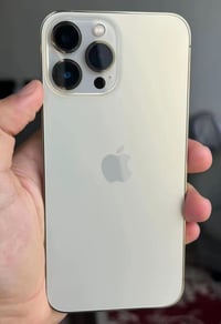 ايفون 13 • للبيع