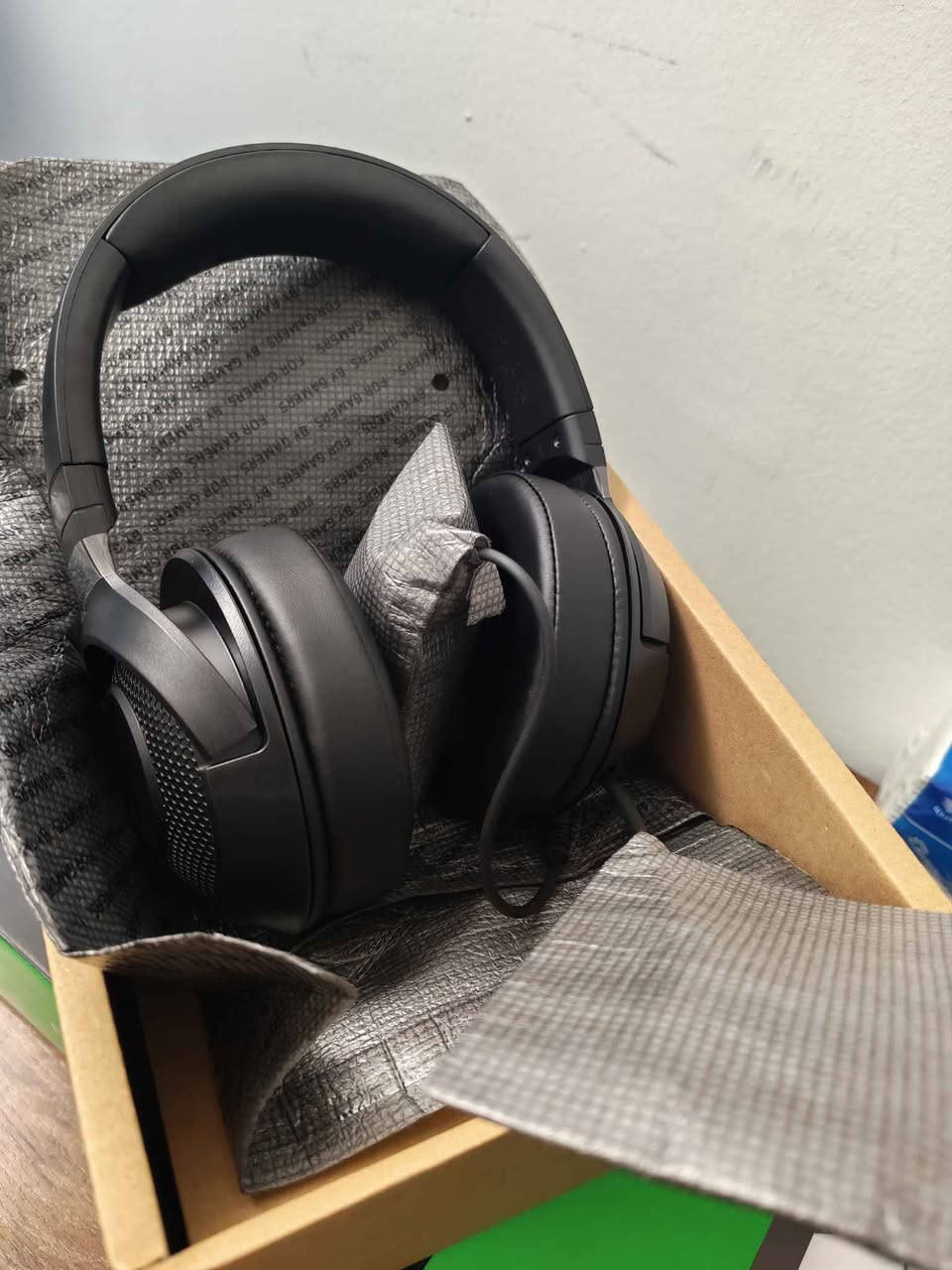 سماعات ريزر  REZER KRAKEN X جديدة كامله مع سيريل نمبر واشتراك في التطبيق غير مستخدم متوفر توصيل مجاني وين ما تريد 🌹 بغداد, العراق


**إذا كنت صاحب هذا الإعلان وتريد حذفه لأي سبب، رجاءا أرسل رسالة إلى الدعم الفني**