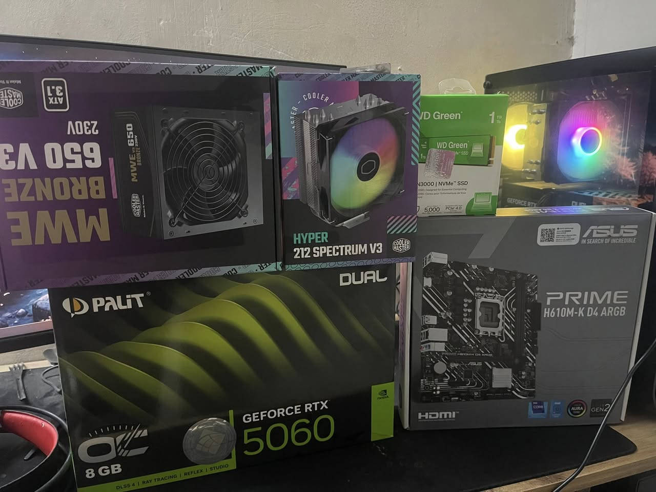 i5 14400f
كرت شاشه 5060 
هارد 1t m2
شاشه 27 2k
ماوس لوجتك 102
كيبورد ريد دراكون
يوبي اس 1500 
كيس sama
للبيع كامل سعره مليون و 700 الحاسبه جديده صارله 5 اشهر 
بغداد حي الجامعه ***********
