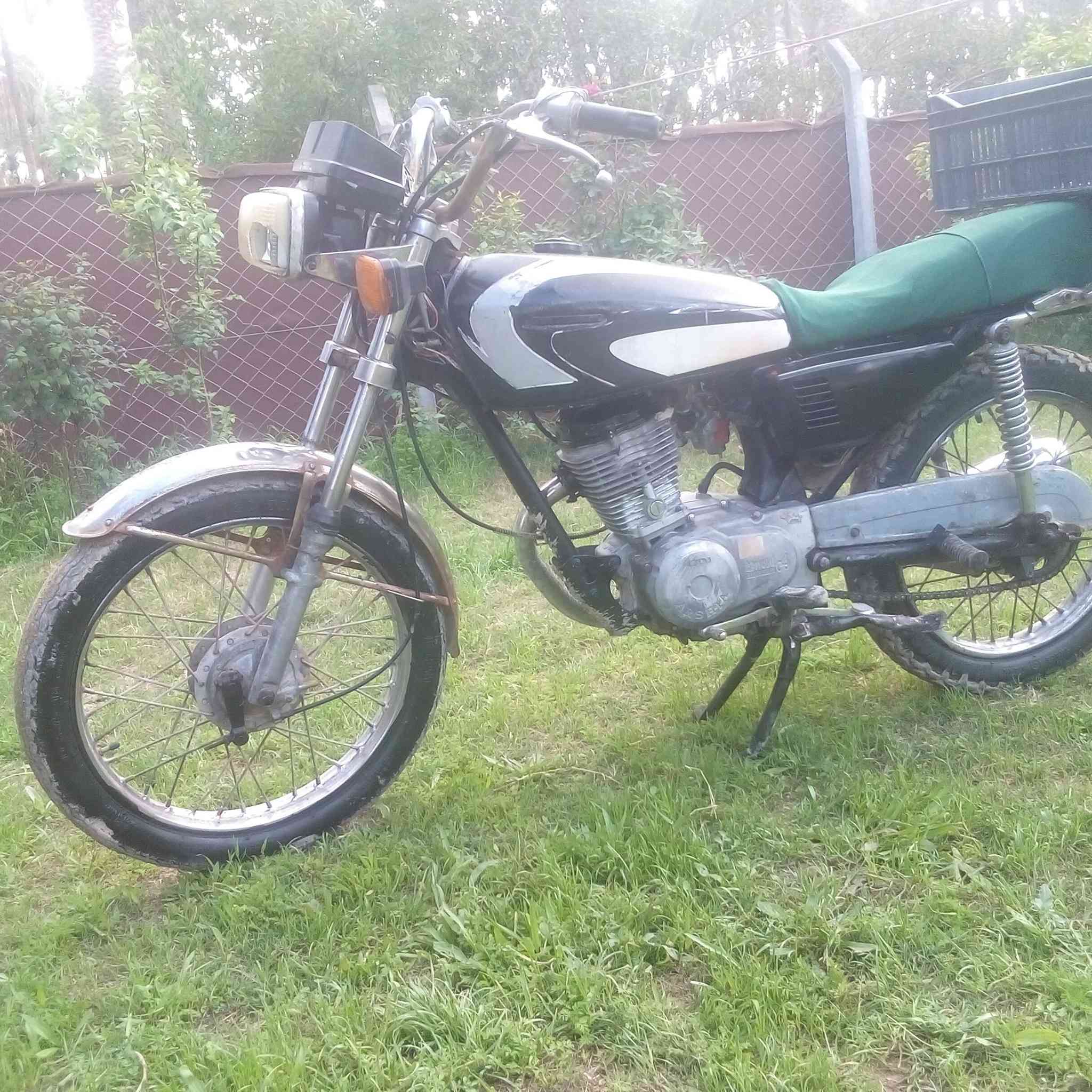 للبيع دراجة موديل ٢٠١٧ نضيفة كهربائيات شغالات سعر ٢٥٠ وبيهة مجال مكاني بابل محاويل ***********
