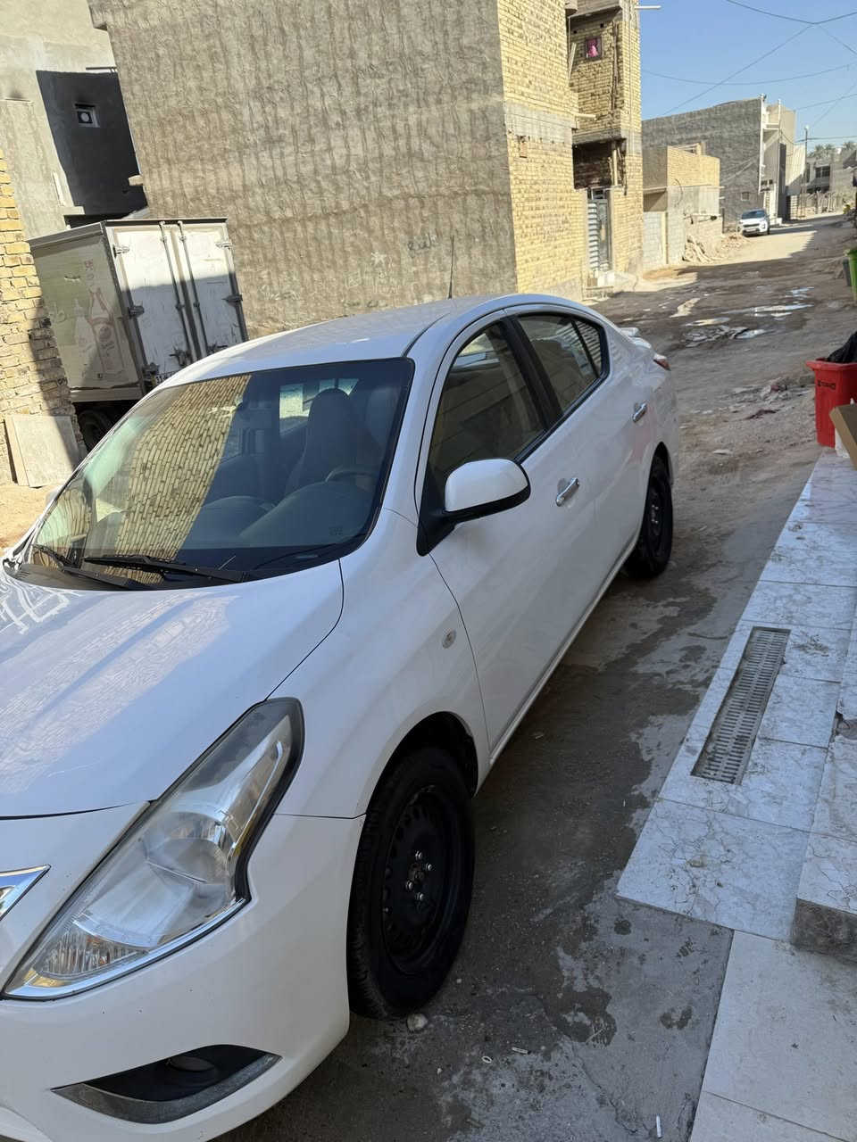 نيسان صني هندي بليتة زركة
2021
سيارة جاهزة 
كير ومحرك مكفول 
بيه دور جاملغ خلفي وباب والجاملغ الامامي بي بارد قليل من الاسفل فقط والباقي كله مكفول 
سعر مناسب محتاج فلوس الله شاهد ما ابيعه لو ما محتاج فلوس 
سعره ١٠٠ وبيه مجال بسيط 
مكاني بابل حلة 
***********
