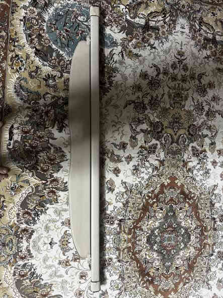 السلام عليكم 
برده خلفية 
لاندكروز 2022 الى 2025 
لون بيجي 
اصليه وكاله مال تفصيخ 
العنوان بغداد شارع فلسطين 
***********
