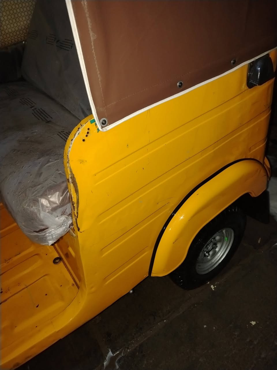 سلام عليكم  تكتك 2019 شهر 11 رقم وسنويه ثاني يوم تحويل تكتك كبل الشارع ما نقصه شي بس لغد ودوس مصبوغه سعر 5900قفل مكاني ابو شام يم الملعب 11 ***********
