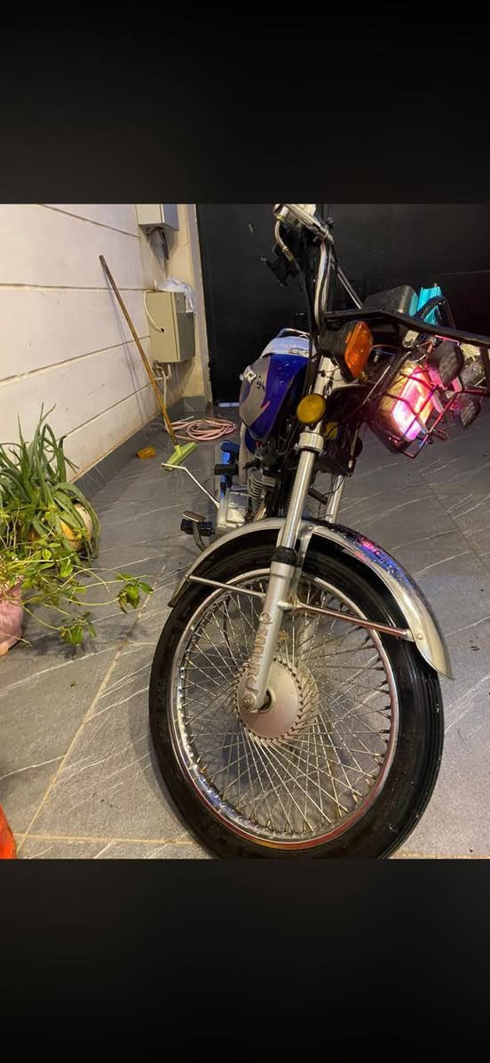 هم مراوس وهم للبيع
***********
