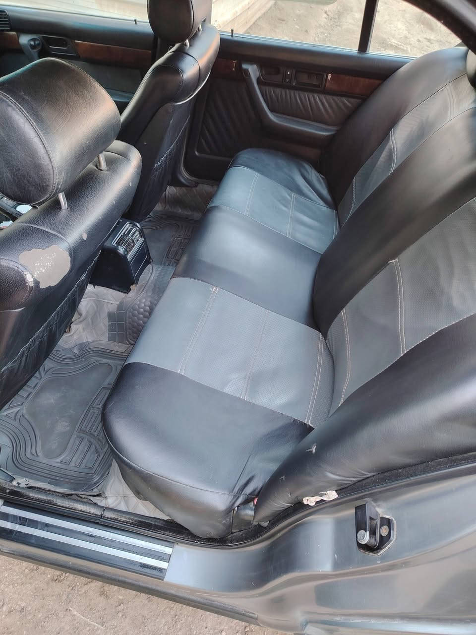 السلام عليكم.. للبيع او مراوس ب735 حسب القناعة 525 مسكر لون رصاصي غير محدد موديل ٩٢ ألماني رقم بغداد بأسمي سنويه 27 السياره جاهزه كير اوتو حاويه وارد يابان فقط المحرك بي حماوه ماأعرف تجي تشوف بعينك وتطلع تراي وين ماتريد تبريد شغال راديتر جديد مروحه كهرباءF01 دواخلها دشبول ارباك كشن جلد كهرباء باتري جديد مابيها خياسات بس جارده تخم تاير ويل خليه حداديه الخلفيه عربانه كامله مقفله حاويه اكسل خفيف 3.23 160 رون 3 ناصي شلعه ومعدل والامامي لوي وقاعده ودبل جديد وباقي التفاصيل شوفت عينك السعر 50 بيها مجال تحويل ثاني يومم
مكان بابل الاسكندرية

*********** اتصال أو وات ساب
