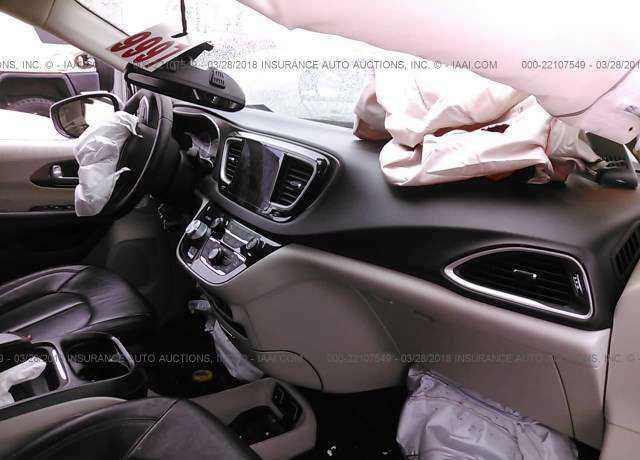 السلام عليكم باسفيكا 2017 سياره مفلوله للاخير بدون فتحه بيه تبديل قطع بلادي وبيه صبغ ابيع حزام ماشيه 130 
 نواقصه دبلات امامي + شريط ستيرن + جراد جاملغ السكن 
السعر 150$ وبيه مجال مكان السياره بغداد  شارع فلسيطن
 +964 771 431 2603
