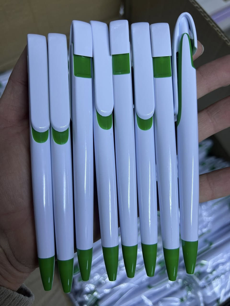 قلم جاف بلاستيك 😍😍

كود:5984
عدد كارتون:1000(10كيس)
كيس 100قلم
سعر كارتون:75$
سعر كيس:10$(١٤٢٥٠)
__________
***********
***********

https://t.me/zanyar2stationery
