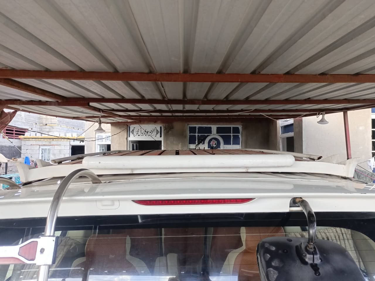 السلام عليكم سيباية استاركس نضيفه  للبيع  السعر 80 وبيه مجال 
العنوان كوت دجيلي 
الاستفسار ***********
