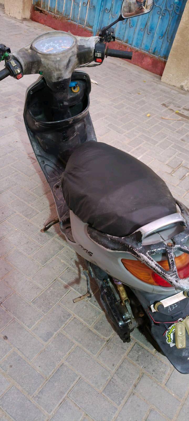 دراجه لگزز للبيع كم في الصوره