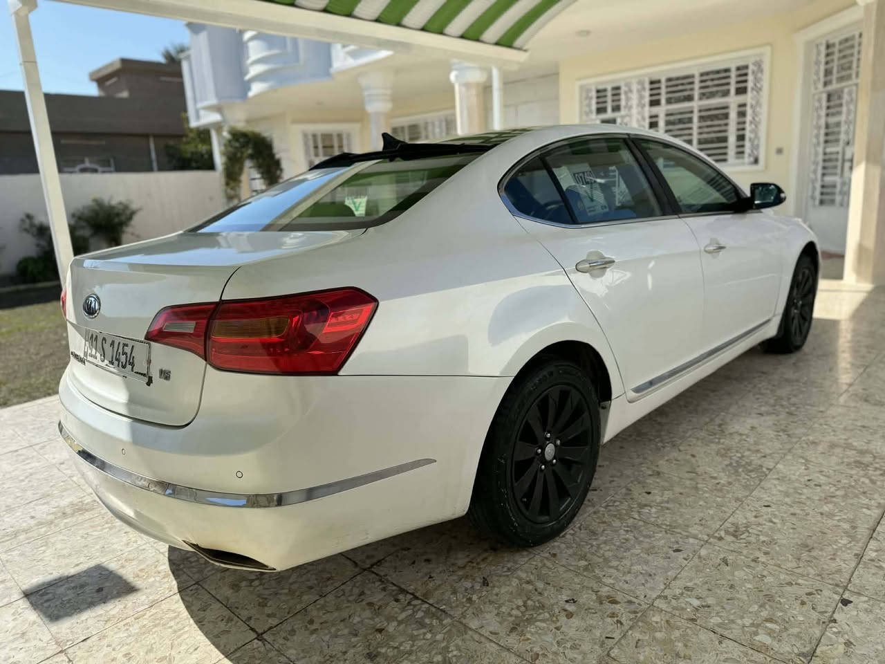 السلام عليكم
للبيع كادنزا خليجي موديل 2011 رقم بغداد مميز بسمي السياره بيه صبغ اربع قطع اثر شخوط مكفوله من الحادث سياره جاهزه مابيه اي نقص فول موصفات ماشيه 100 الف للبيع او مراوس السعر 100 مكان السياره بغداد التاجي
***********
***********
