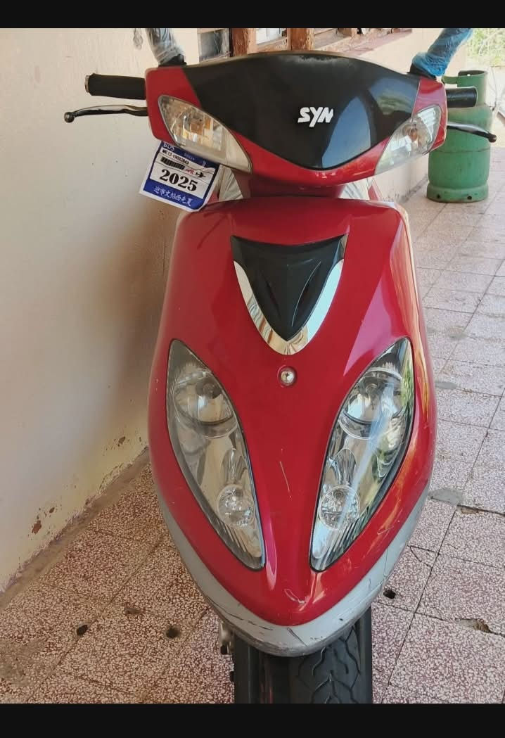 سلام عليكم
للبيع دراجه سايم ابو عيون دراجه نظيفه جدا محرك أخرس بلادي كله شغال صلف هندر كهربائيات كلها شغاله السعر 550 او بي مجال للشراي
للاستفسار على الرقم ***********

