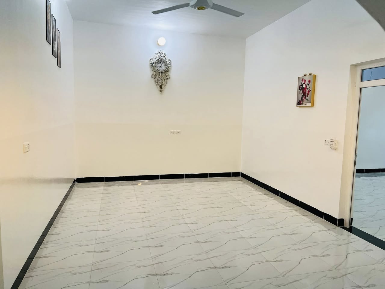 للبيع بيت بناء حديث

زراعي حي الفرسان مقابل جامعة تكريت.. 

كامل خدمات

 كهرباء ماء تبليط

مساحه 200m

السعر 55 وبيه مجال

للأستفسار اتصال علئ الرقم ***********
