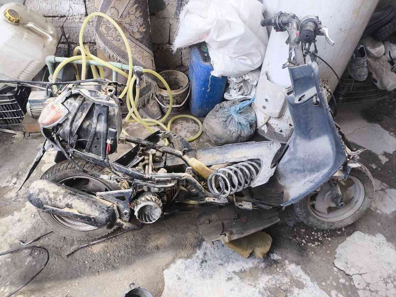 السلام عليكم دراجة منغولي متروكه بيه غراض جدد اشتريتهن وماصلحته،ابيع كوم حديد ،مكاني شهداء الموضفين ،متواجد علنت


**إذا كنت صاحب هذا الإعلان وتريد حذفه لأي سبب، رجاءا أرسل رسالة إلى الدعم الفني**