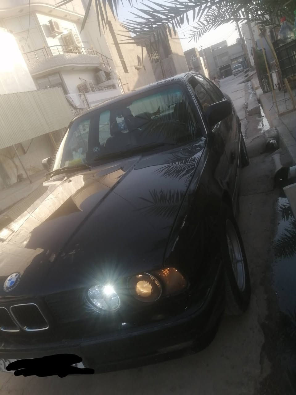سلام عليكم سيارة BMW موديل 90 تبريد تدفيه شغال بسمي سنويا 30 i 525 سعر 58 بي مجال للإستفسار *********** مكان كركوك
