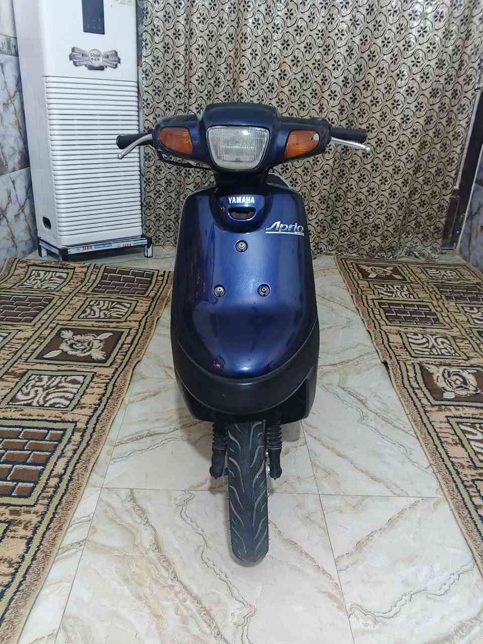 السلام عليكم دراجه للبيع موديل 99ما مفتوحه كهربائياته كله شغاله سلف هندر سعر 350مكان كربلاء حي العامل الاتصال عل رقم ***********
