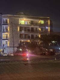 شقة للبيع مساحة ١٠٠ متر غرفتين وصالة ومطبخ معزول وخدمات  العنوان الاعظ...