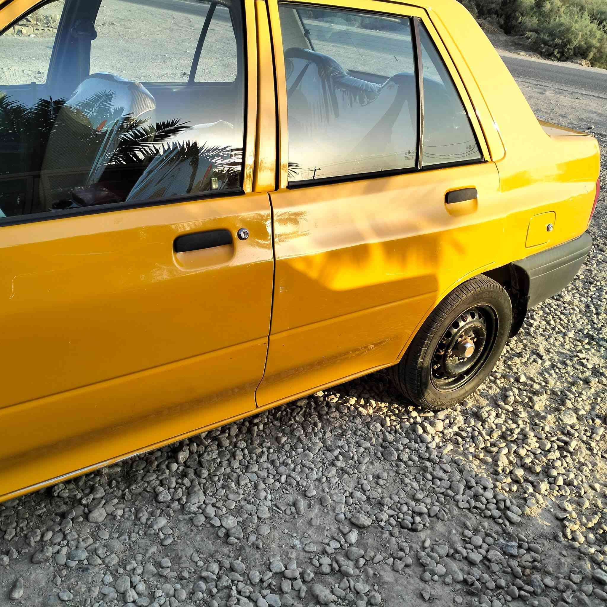 سلام عليكم سايبه موديل 18 غاز بانزين سنويه صاقطه صار سنه بيه بارد باب العبري تقريب شبرين وبيه قبق جنطه شويه عسفه زغيره  المكينه تبخر سعر30 متواجد واتس وخط ***********
