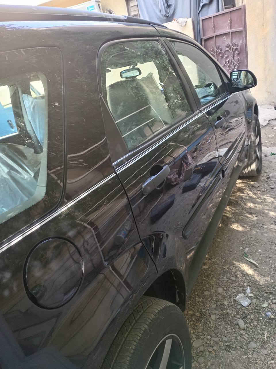 السلام عليكم كونس البيع مشروع وطني كير ومحرك مكفول مكاني بغداد الدوره الكفاات سياره نظيفه وخير من الله السعر 70وبيه مجال بسمي رقم الهاتف ***********
