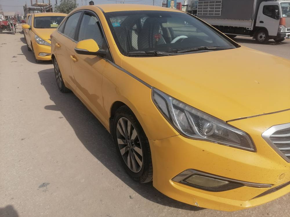 سلام عليكم 
سوناتا باسمي 2015 
كفاله كير محرك 
بيه فقط دحجه بالجاملغ الخلفي جهة العبري
 صبغه جديده رقم نكليزي جديد مثنى سنويه باسمي شخصيا 
السعر135 وبيه مجال حك الجيه 
العنوان الديوانيه الحمزه الشرقي*********** +
مراوس ب سيدونا
