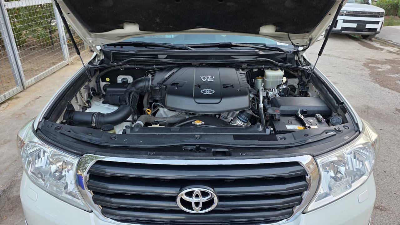 السلام عليكم ورحمة الله وبركاته
لاندكروز 2009 رقم بغداد انكليزي باسمي مكفوله السيارة من الضرر والتبديل والصبغ 

*ملاحظة فقط الشريط طابع في الجملغات الخلفيه باقي اثر من تتقرب يبين مثل ما موضح في التصوير 

سياره تخبل وجديده كامله من كلشي مكينة كير حدادية تبريد كله مكفول 

السعر قفل 300قفل 

خاص ممتوفر ، رقم الهاتف***********
