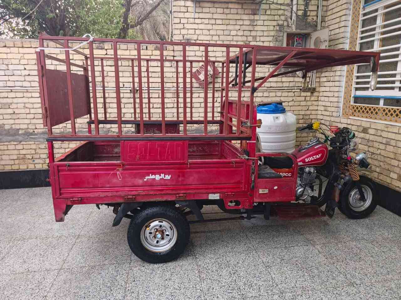 السلام عليكم ستوته للبيع بدون المحجر موديل 2019 نضيفه بلاديه  محرك مجفت أوراق بسمي وكيل سيد خلدون السعر مليونين و٦٠٠وبيهه مجال قليل الشراي اتصال فقط ***********
