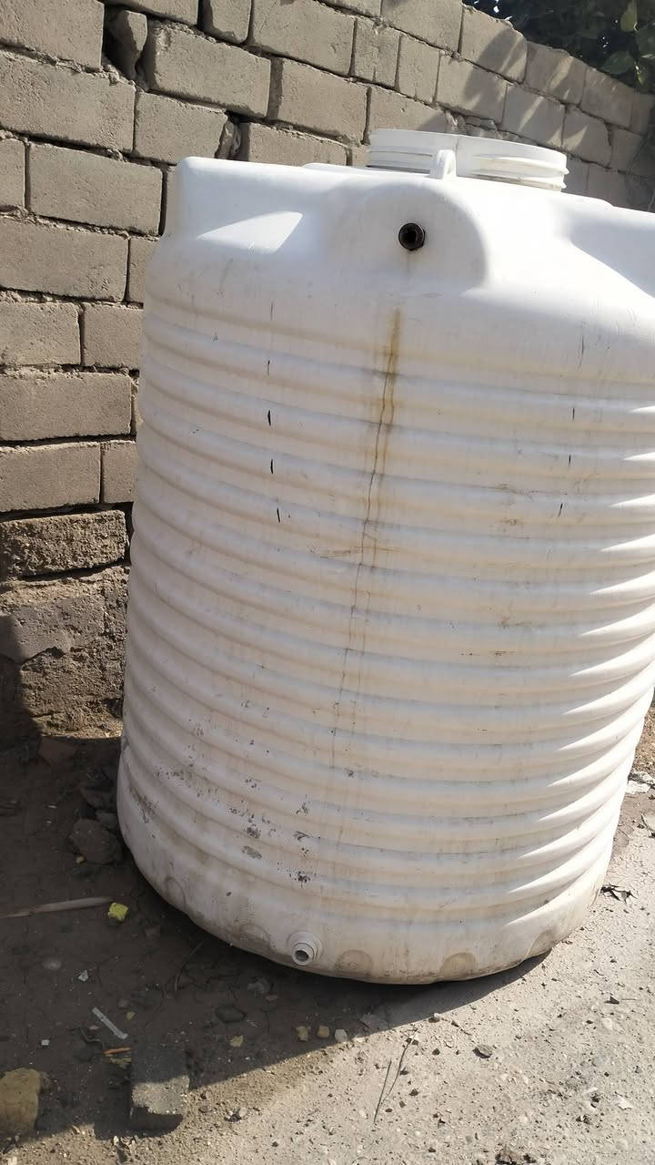 دبه ماء لبيع 2طن سعر 175  تصال على رقم ***********

