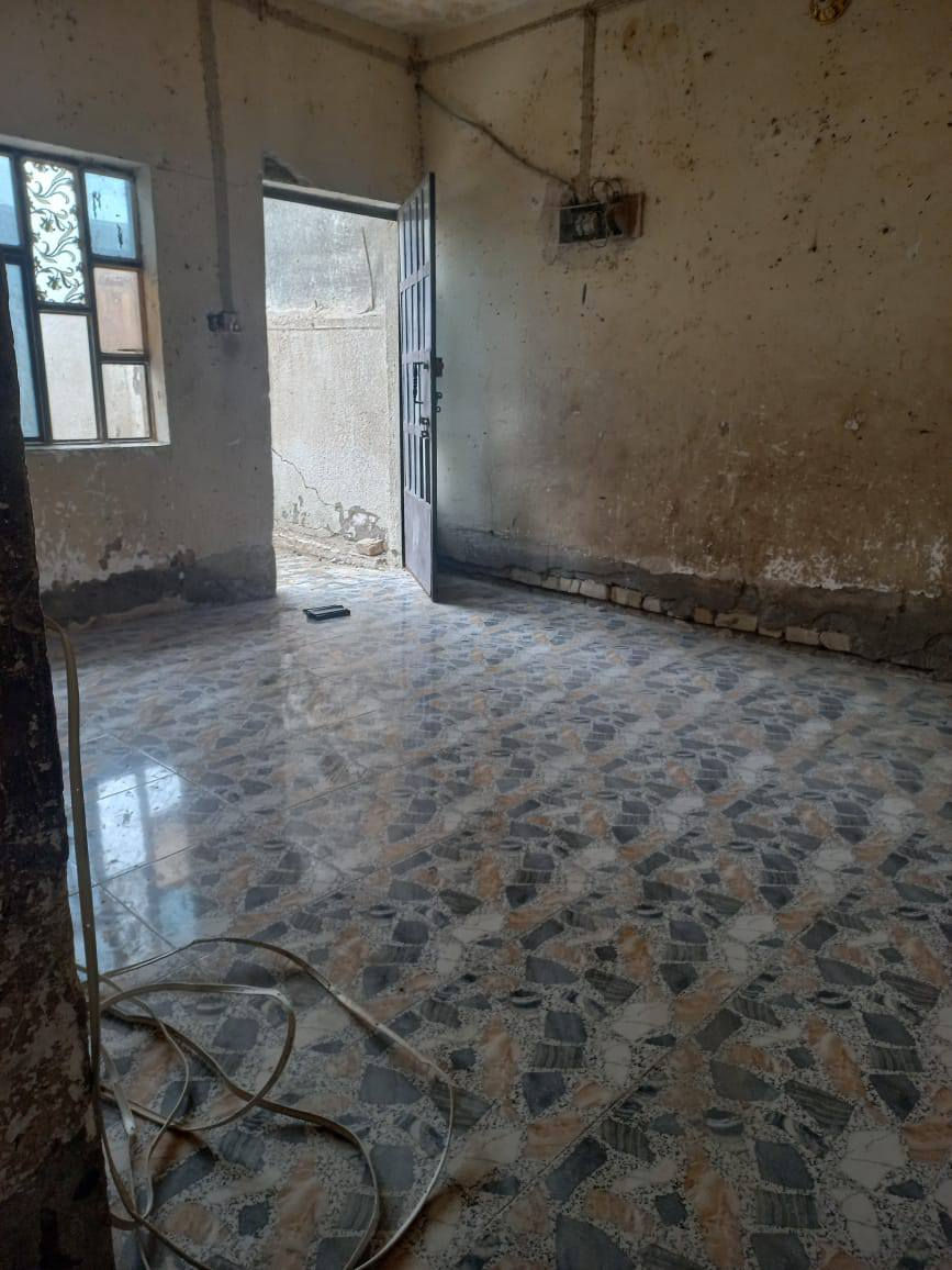 السلام عليكم ....مشتمل للبيع مساحته ١٠٠م بمنطقة ال١٢ الصغيره محتاج ترميم البيع نقد او بالاقساط اي استفسار الاتصال ع الرقم*********** غير متواجد عالفيس
