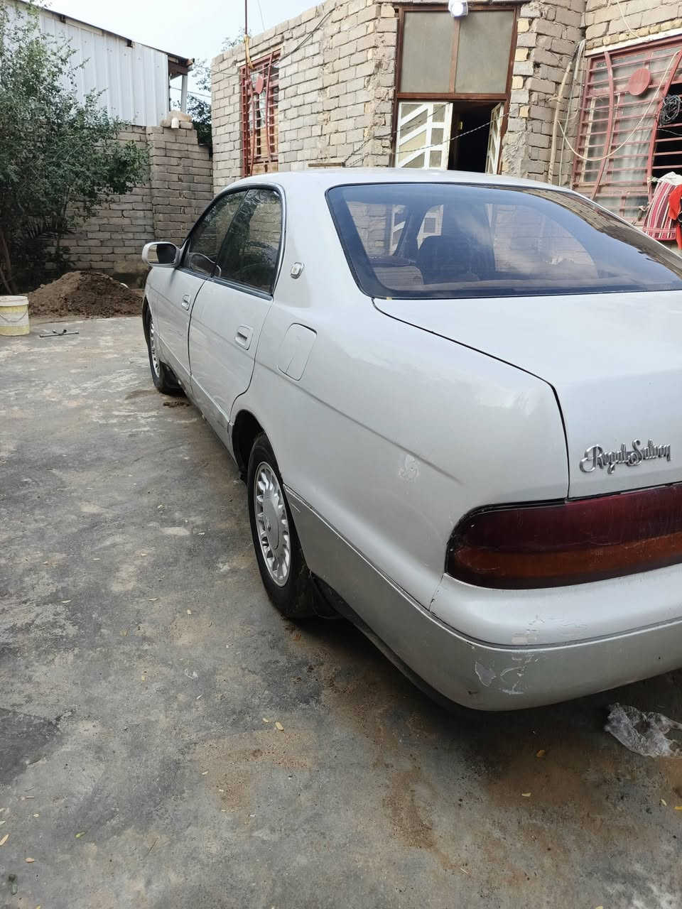 السلام عليكم بطه للبيع او مراوس موديل 91 سنويه نافذه مكينه ٢ونص حداده 70%تبريد شغال السعر 45 للعنوان بصره مدينه للاستفسار على هذه الرقم ***********
