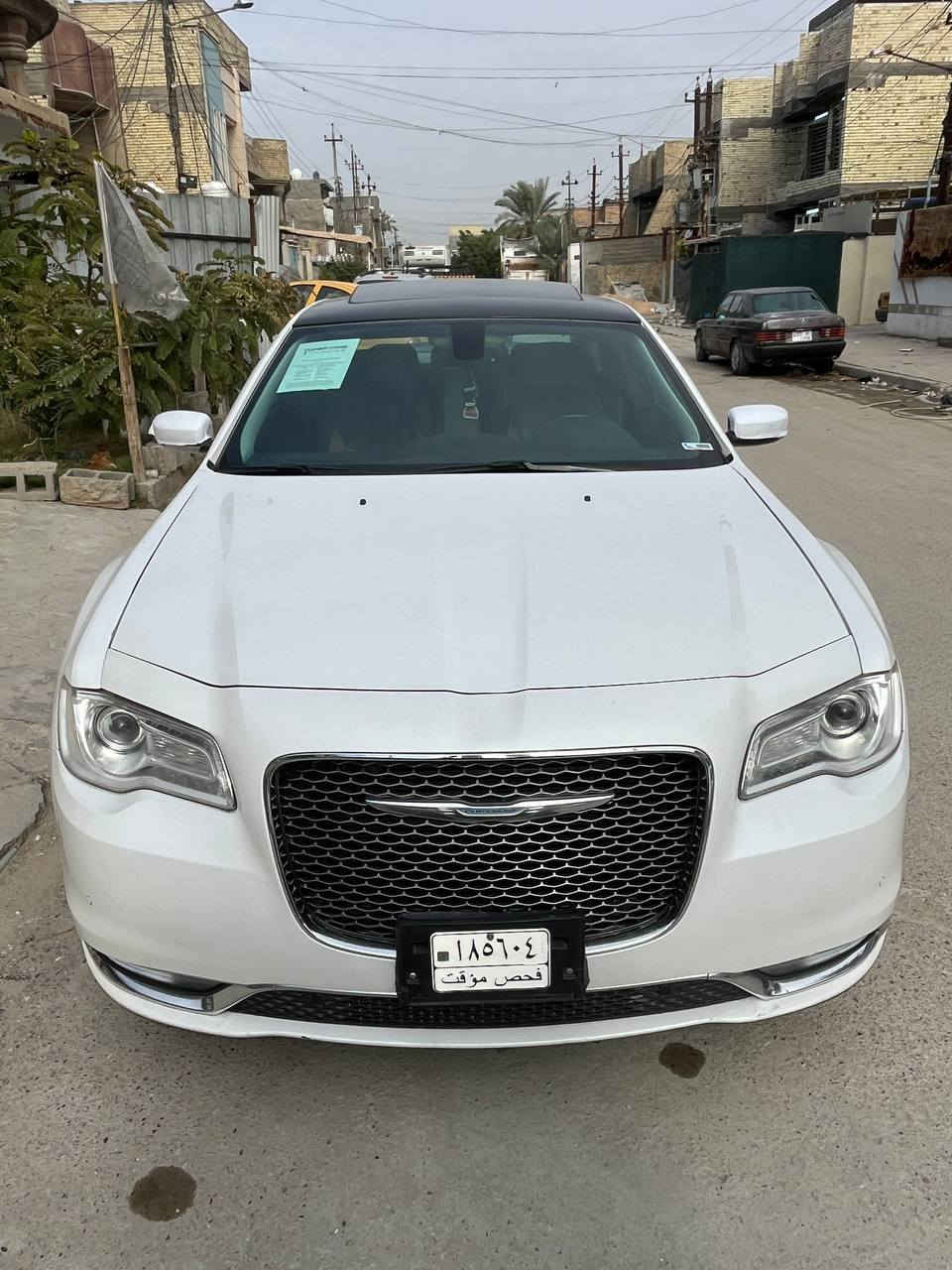 سلام عليكم
كرايسلر C300  2015 لون ابيض وارد أمريكي 
((دخول جديد كتاب ضابط متقاعد ديالى )) 👍
السياره بدون حادث كفاله فقط ميكانيك طلع بيها كازكيت وكملته 
السعر 220 وبيها مجال
تبريد بلادي❄️

مواصفات C المعروفه
اشاير بل مري رادار بل مري
حساسات خلفيه اماميه
12 سماعه الباين 
نيكلات ابواب المري نيكل العلايم نيكل
مكينه 3600  v6
ابواب بصمه 
داخل صاج
دواخل مختلف مشمشي مميز
كشنات الخلفيه تدفئة 
بانورما 
بصمة وتشغيل عن بعد
تحكم ستيرن كهربائي 
بردة خلفية تنزل ويه البك
ستيرن كهرباء 
كشن خزن 
لايت متحرك زنون بلادي عدسه متحركه
سستم سماعات الباين
كشنات تبريد تدفئة 
مراية هيتر مع الانعاكس ليلي
مري قلاب ويا بك
تحكمات ستيرن
السياره رقمها ديالى مشروع وطني

سيارة داخله كتاب ضابط رقمها ديالى مشروع وطني

السعر 220 وبيها مجال 
للستفسار ***********
