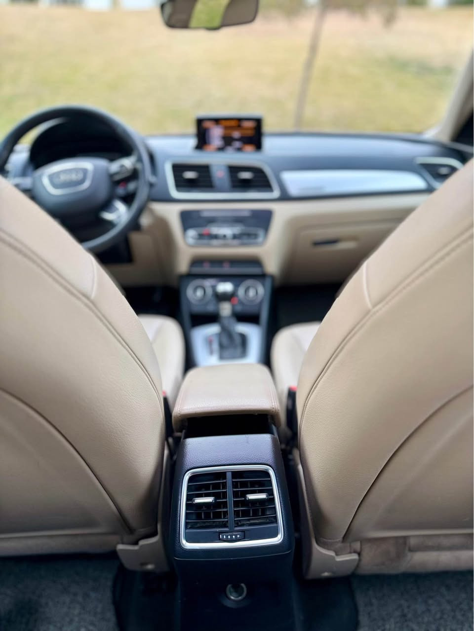 ‎‏﷽

AUDI Q3 - 2017 - QUATTRO 📦🖤 

ئاودی Q3 2017 کواترۆ 

سعر مناسب بلاش 136$ و مەجالێکی برایانە 

مواسەفات خلیجی فوول 
سەیارەکە خلیجییە و سفری شەریکەی ئێرەیە 
سەیارەکە بەس بۆنیدی بۆیاخە بێ دەعم و ئیرباگ 
بە شەرت 
سەنەوی و ڕەقەمی تازەیە تا ٢٠٣٠ 
١٤٨ هەزار کیلۆمەتر ڕۆشتووە زۆۆر تازە ماوەتەوە 
گێڕ و مەکینە و کارەباییات و هەموو شتێکی بە شەرت 
سەیارەکە ٤ بستۆنی بانزینە زۆر زۆر ئیقتیسادی و زۆر بەقوەتە زۆر بێ مەسرەف و بێ سەر ئێشەیە 
تەقە و ڕەقەی تیا نییە بە شەرت زۆر توند و تۆڵە 
سارد و چاڵ و شوختی نییە 
هیچ نوقسانی تیا نییە سەیارەکە بۆ هیچ مەگەڕێ 
هەموو گیانی لەسەر دەقی شەریکە ماوەتەوە 

مواسەفات : 

پانۆراما 
ناو زەرد 
کوشن جلد 
کوشن کارەبا 
تەبرید مەرکەزی 
حاسە 
شاشە 
برێک بەسمە 
ئۆتۆ ستارت ستۆپ 
ئۆتۆ هۆڵد 
تراکشن کۆنترۆڵ 
گێڕ ئۆتۆماتیک و عادی 
گێڕ سپۆرت 
لایت ئۆتۆ 
لایت LED و عەدەسە و زینۆنی بیلاد 
لایتی ناوچەی کوێر و لایتی تەم 
ئاوێنەی دژە فوول 

زۆر مواسەفاتی تر 

هەموو گیانی سەیارەکە لەسەر دەقی بیلادی ماوەتەوە و هەموو گیانی بە شەرت 

سعر مناسب بلاش 136$ و مەجالێکی برایانە

📞 0772 531 4474 السليمانية, العراق
