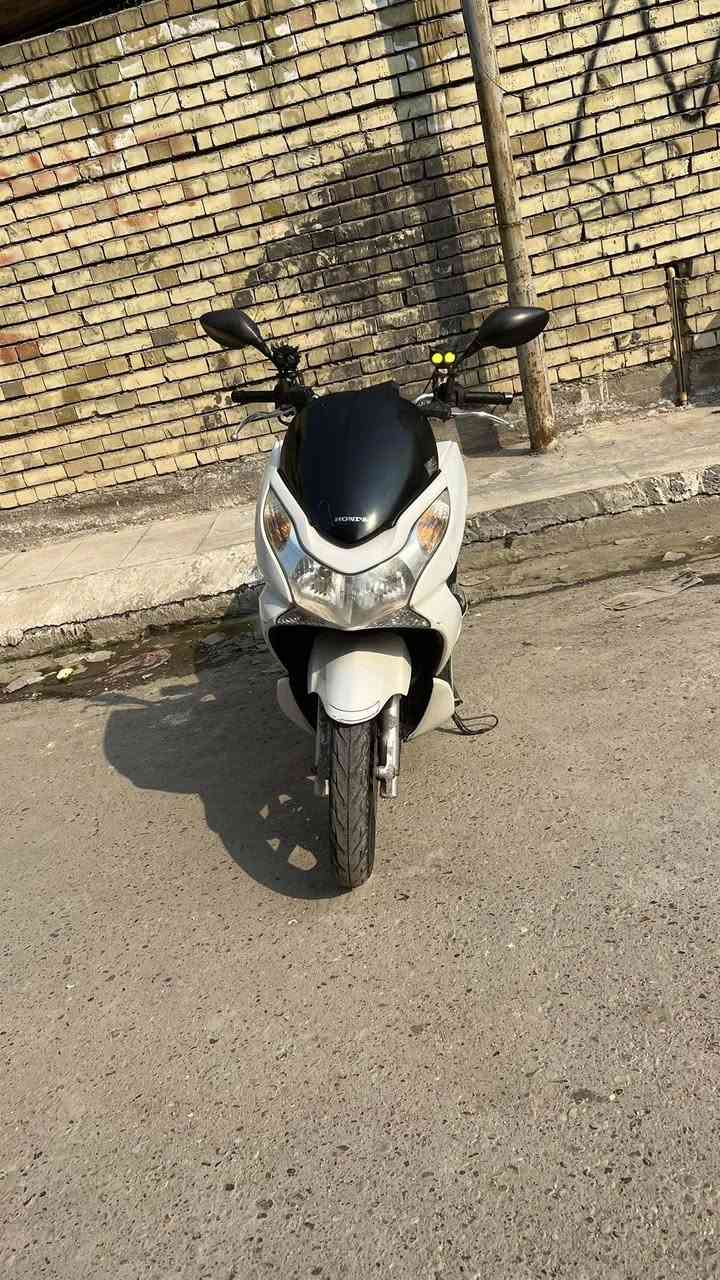 السلام عليكم pcxجيل الاول ياباني حجم المكينة 125 دراجة نظيفه خير من الله بس دهن وبانزين 

العنوان /بغداد بلديات 
السعر مليون 350 

واتساب ***********
