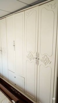 للبيع غرفة نوم ملكية 5 قطع ب375 الف للتواصل 07511314531