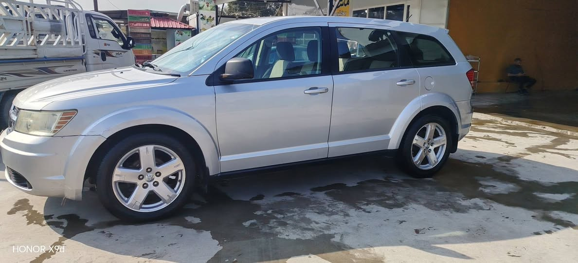 سياره دودج جورني موديل 2009 فقط قطعتين صبغ باب السكن والوراء صبغ امريكا سياره بصمه السياره مكينه 6 ودبل قزوز المرغوب المرغوب سياره كلش نظيفه وعليها ثلاث ورقات غرامه تنزل من سعر السياره رقم الموبايل سعر السياره فقط 93 ورقه *********** /***********
