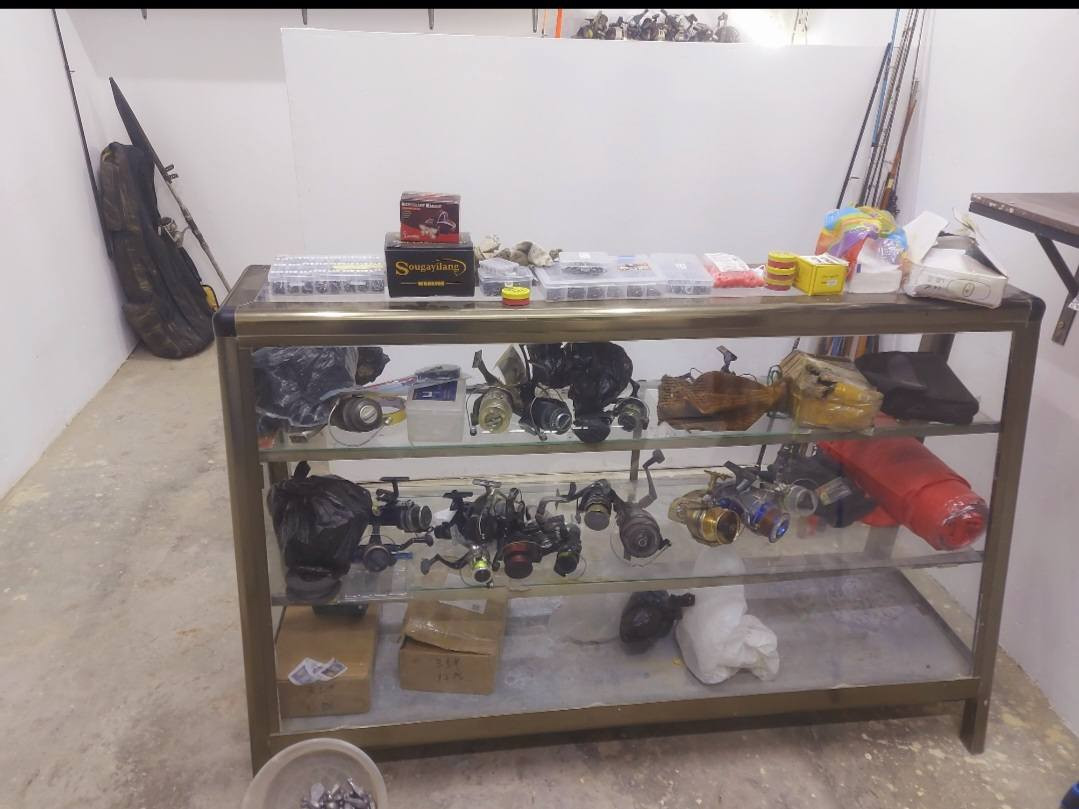 بسم الله تم افتتاح محل بيع كافت ملتزمات الصيد وشراء وتصليح كافت انواع المكاين والقصب العنوان في الخضراء مجاور مركز الشباب 
رقم ***********
رقم ***********
