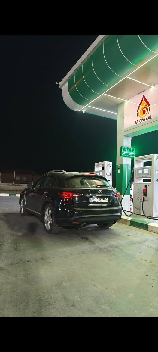 السلام عليكم 
انفنتي fx35 خليجي
موديل 2010 
6 سلندر 3500
حادث دعاميات امامي خلفي دون ضرر داخلي  سونارها موجود 
اللون اسود 
داخل اسود نظيف كلش  
كشنات مدوشم جديد 
تبريد بارد ثلچ منظومه جديدة 
تبريد بالكشن 
فتحة  تحكم كهرباء 
كاميرات 360  شغالة  حساسات 
منظومة لايت  زرع  كلش  قوي  
السيارة فور ويل  شغال 100% 
حدادية  زينه 
السيارة عليها ادامة مايحتاجلها مصرفف
رقمها اربيل  الجديد   باسمي 
مكان السيارة  بغداد 
السعر 17 مليون وبيها مجال 
 هاتف /***********
