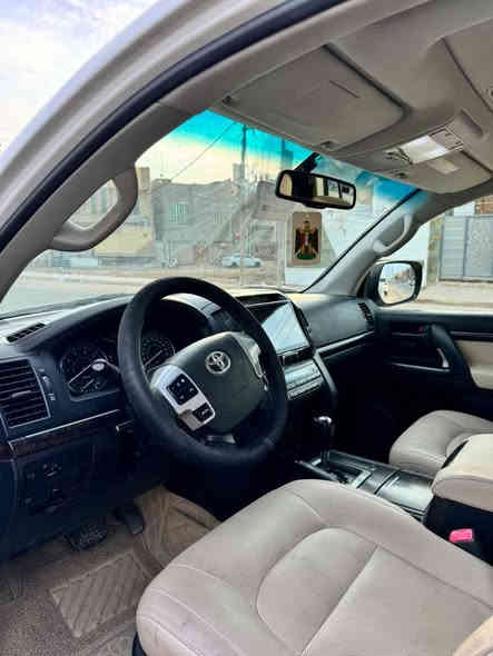 كفالة عامة عدا باب سايق بي بارد🔥
للبيع لاندكروزر 2009 🚘🚘
ماشية 138 الف 
مكينة وكير كفالة 

السعر علق بكلمة تم ويوصلك السعر بثواني 🤖🤖

دخول ذكي وتشغيل بصمة
شاشة كبيرة + كاميرا خلفية
مثبت سرعة
تحكم دركسون
سنتر لوك
أنوار ضباب
جنوط وكالة
فتحات تكييف خلفية

للاستفسار
***********
***********

لعرض سيارتك راسلنا خاص✅
