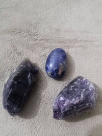 حجر جشمت • للبيع