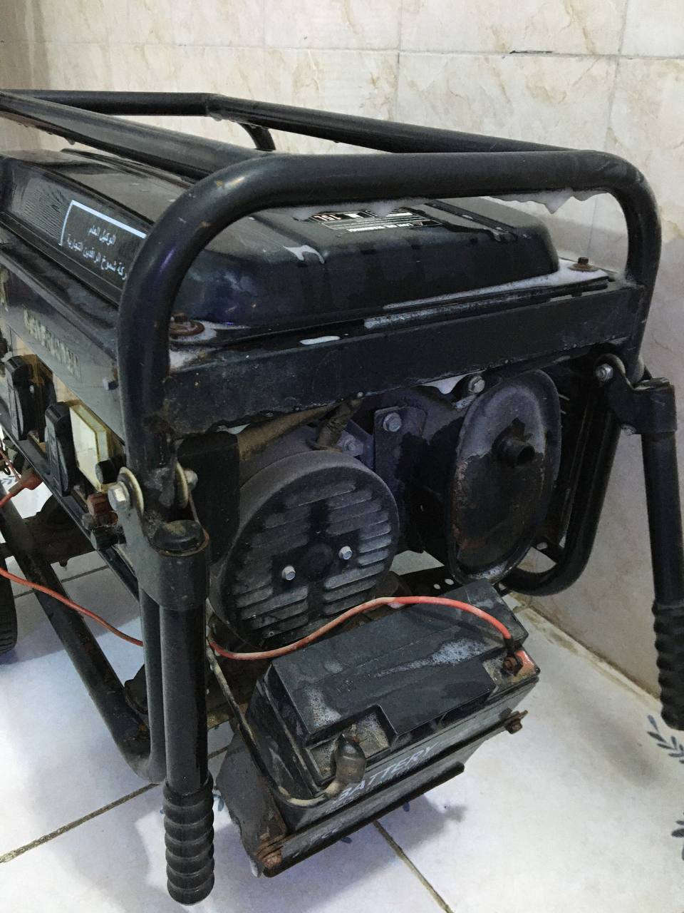 ‏مولدة للبيع Astra الأصلية ملف نحاس
‏استعمال قليل موسم واحد فقط
‏السعر: ٢٠٠ ألف وبيها مجال
***********
