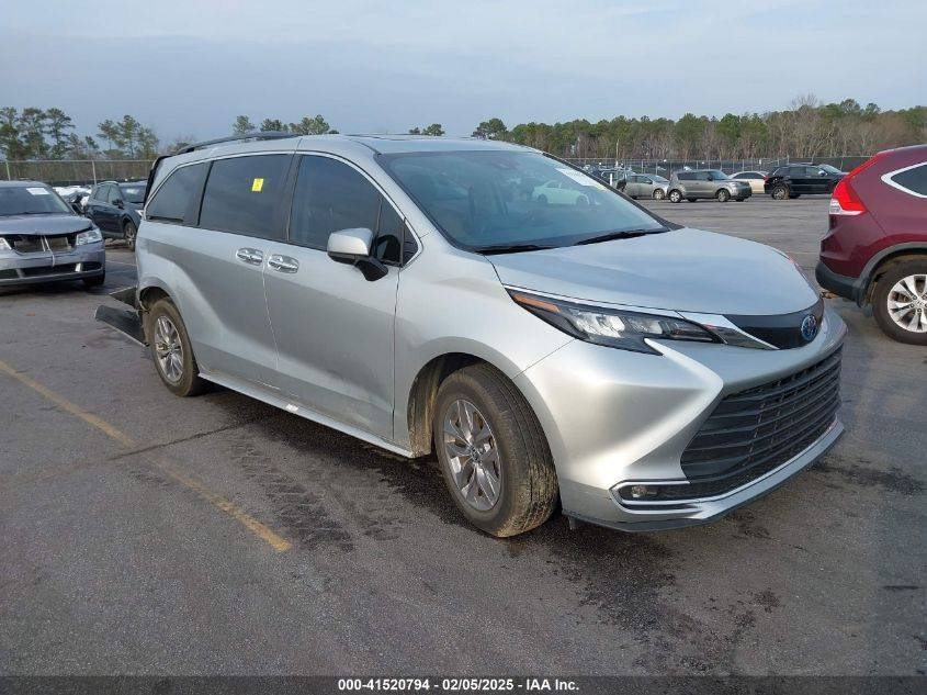 تيوتا سينا 2024عداد المسافه 37مل مواصفات XLE فول مواصفات السعر اتصال على الرقم***********
