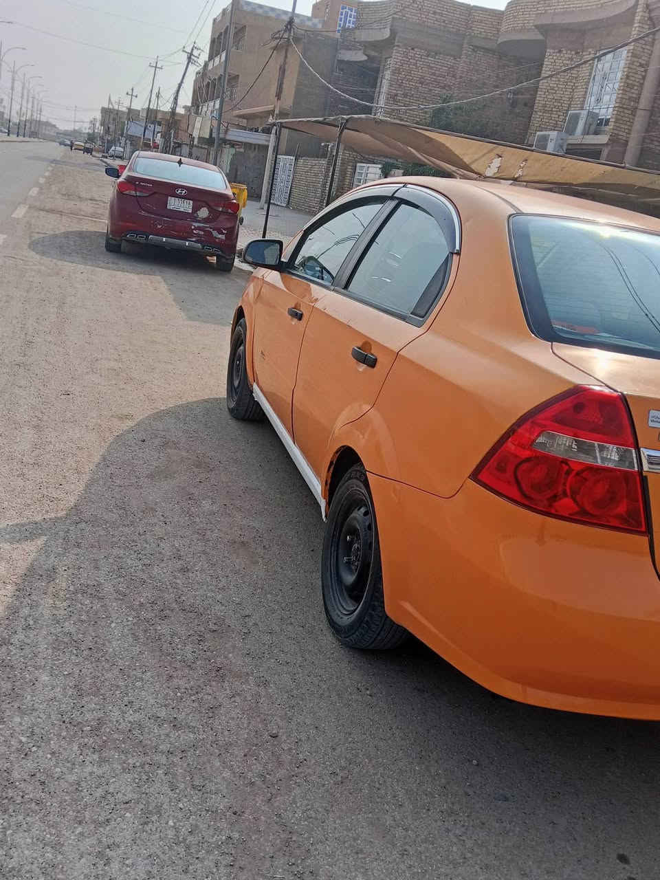 افيو اجره للبيع سياره جاهزه من كلشي تخم تاير كير ومكينه تبريد ثلج حداديه جاهزه مصفره هيئه وغرامات ارقام نكليزي  بائسمي كير عادي مديل 2008سعر 45وبيه مجال مكانه واسط كوت للستفسار اتصل على ***********
