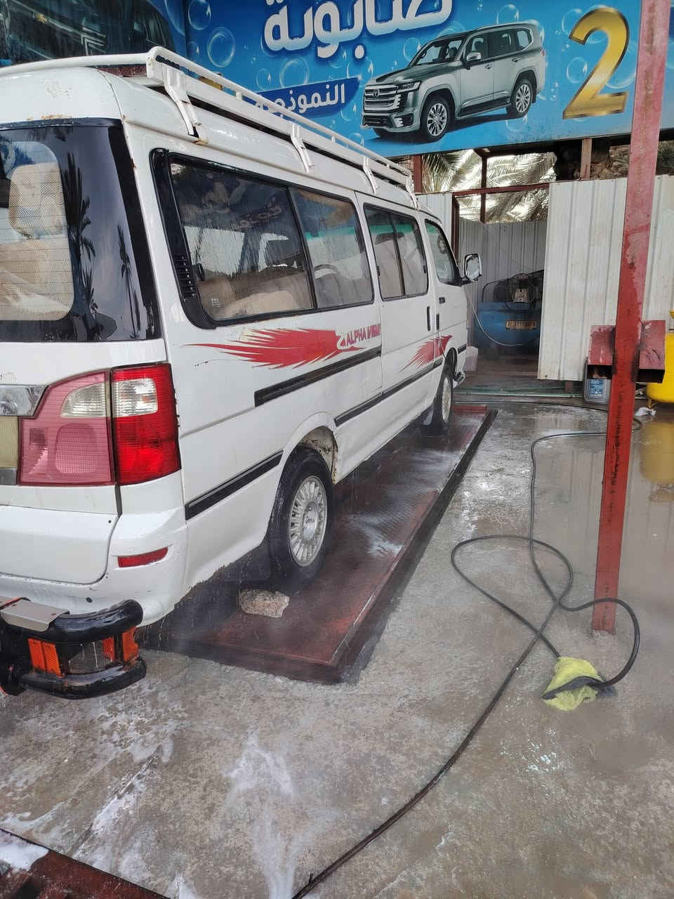 السلام عليكم سياره فاتون ٢٠١٤ للبيع مكينه كير اكسن كفاله للاستفسار ***********
