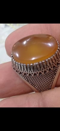 يماني اصيل • قياس ٢٦ • حجر خشن