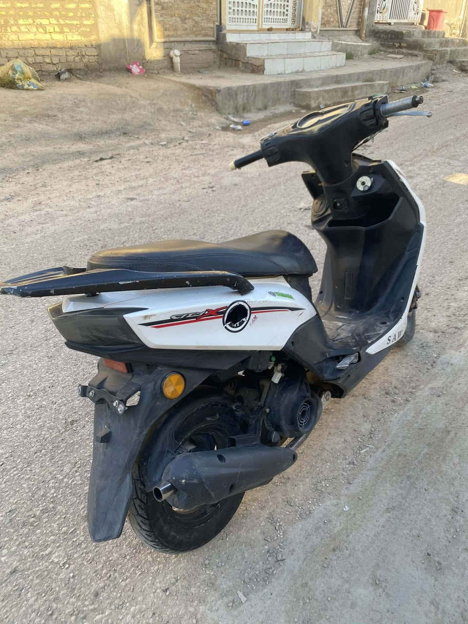 السلام عليكم دراجه سكنس مكينه ماكس صالنصه رياضي 
بوشه 55 مكانه بابل لقاسم 
ااسعر 300 وبيه مجال بصيط ***********
