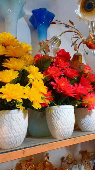 اهلا وسهلا بكم في
معرض تحفيات وهدايا البحراني   
نعلن وصول بضاعة جديدة ومتنوعة وبأسعار مناسبة 
العنوان/طويريج_ بداية سوق النساء قرب بسطيات الفلافل 
يوجد توصيل لكافة مناطق طويريج فقط 
***********
 #البــحـِِـــرانــــي
