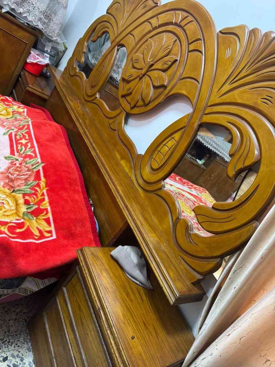 بغداد العبيدي
غرفة أخشاب نضيفه شغل عراقي درجه أولى الي يريد يتصل على الرقم ‭0770 075 9847‬
