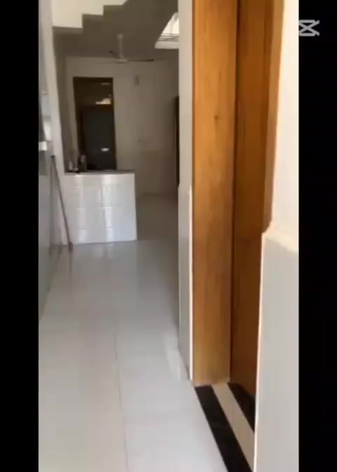 #يالله 
بيت للبيع

 مساحه 100 متر طولاني 

العنوان حي الغدير الثانيه قرب مستشفئ البناني
 
طابو صرف  بناء حديث 

البيت جاهز للسكن فارغ 

السعر 90وبيه مجال للشراي

الإتصال ع الأرقام التاليه أو مراسلتنا عبره الواتساب 
***********
***********

#ملاحظه"لدينا جميع البيوت والقطع الأراضي بأسعار مناسبة 

#وجاهزين"لعرض عقاركم عندنا
