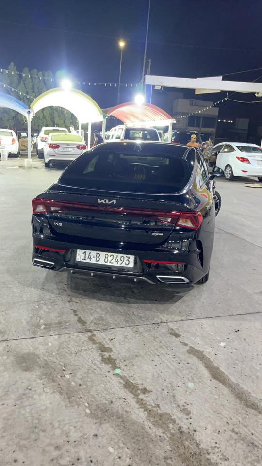 السلام عليكم
K5 جيتي لاين 

موديل 2024 

مواصفات GT LlNE

1-بصمه

2-شحن هاتف لاسلكي 

3- قياده ذاتيه ؏ الخطوط السريعه

4- هاند بريك بصمه 

6- مثبت سرعه 
7-نضام ABS

8- مانع انزلاق

9-حساس أطارات 
10-بك لايت ليد
12- كامره دواره

16-رادار جانبي وخلفي وامامي 

17-مراقبة النقطة العميا

18-رادار الخطوط البيضاء 

19-اشاير بالمري 

21-كشنات ختومات Gtline

22-‏ مقعد للسائق قابل للتعديل كهربائياً

حادثها بنيد مبدل  وباب عكس السايق خيفه ومرجعينها 
معوقين بصرة وكاله ثاني يوم 
 ***********
