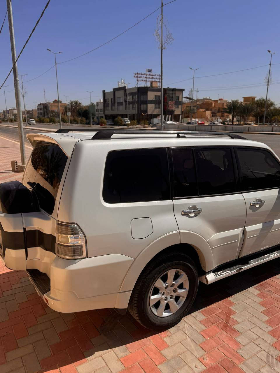 السلام عليكم
باجيرو خليجي 15
بيع + مراوس 
مكفولة فقط دحجه بالجاملغ الامامي
فول مواصفات 
فتحه 
شاشه كبيره 
كامره خلفيه 
تحكم ستيرن 
تبريد ❄️+ تدفئه
تخم تأير 
حداديه ✅ 
كشنات جلد+ كهربائي
محرك + كير مكفول 
فور ويل 
حساس خلفي 
رقم الهاتف ‏‪0771 764 2565‬‏
مكان كربلاء حي المعلمين
