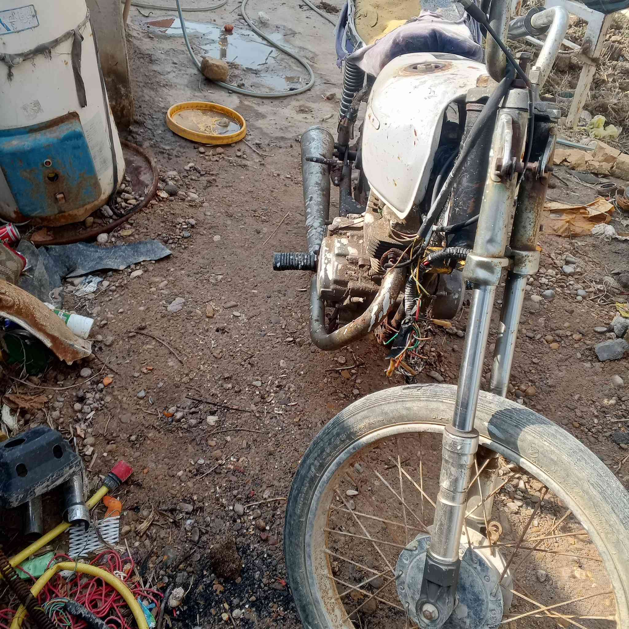 للبيع بدون اوراق 
ابيع كوم حديد 
شاصي نامه شلامجه 
مكفول من الحيم 
سعر ب150 قفل بدون عمله 
مكاني عماره زيوت 
ستفسار خاص


**إذا كنت صاحب هذا الإعلان وتريد حذفه لأي سبب، رجاءا أرسل رسالة إلى الدعم الفني**